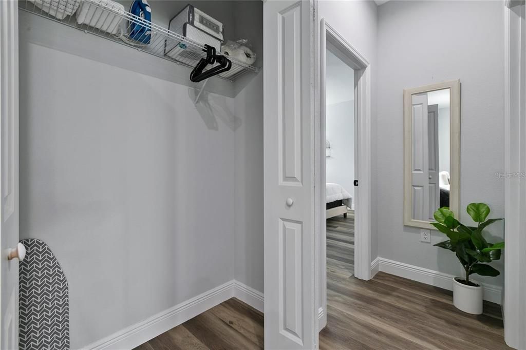 For Rent: $2,500 (4 beds, 2 baths, 1636 Square Feet)