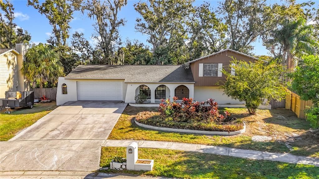 For Sale: $394,900 (4 beds, 3 baths, 1735 Square Feet)