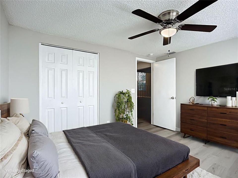 For Sale: $394,900 (4 beds, 3 baths, 1735 Square Feet)