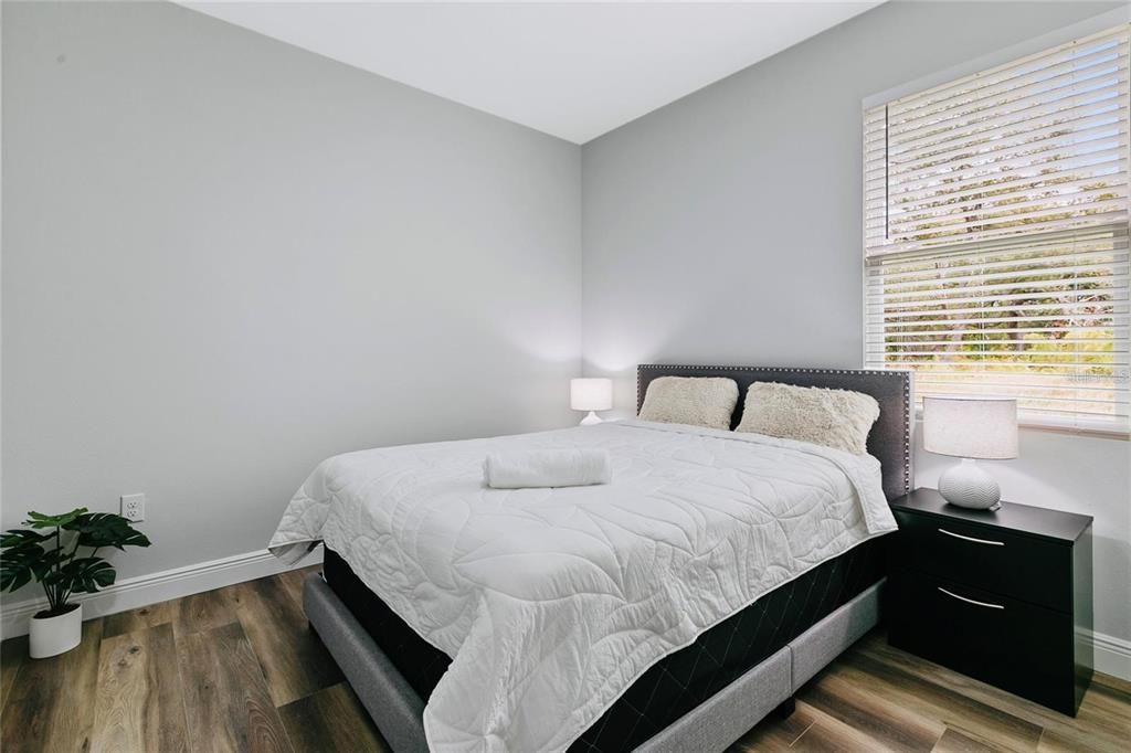 For Rent: $2,650 (4 beds, 2 baths, 1636 Square Feet)