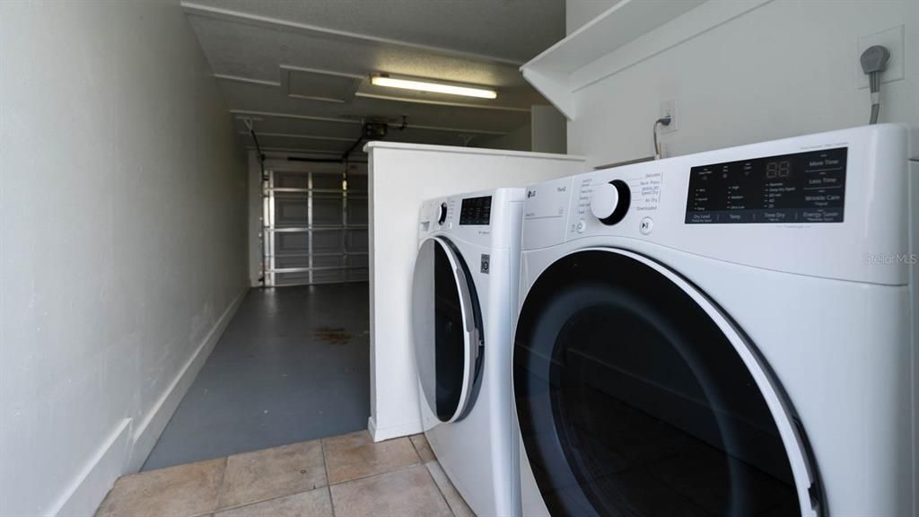 For Sale: $850,000 (4 beds, 0 baths, 1628 Square Feet)