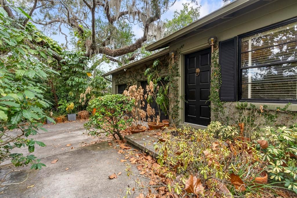 For Sale: $649,900 (4 beds, 2 baths, 1804 Square Feet)