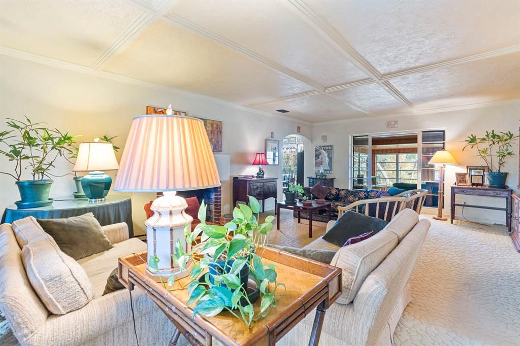 For Sale: $649,900 (4 beds, 2 baths, 1804 Square Feet)