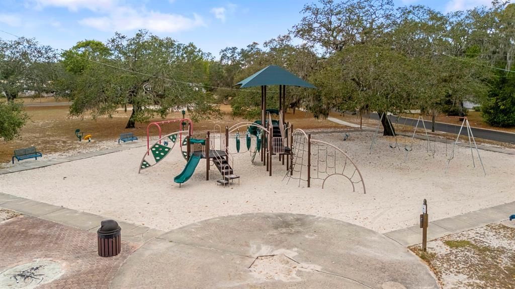 For Sale: $649,900 (4 beds, 2 baths, 1804 Square Feet)