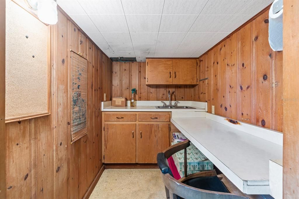 For Sale: $649,900 (4 beds, 2 baths, 1804 Square Feet)