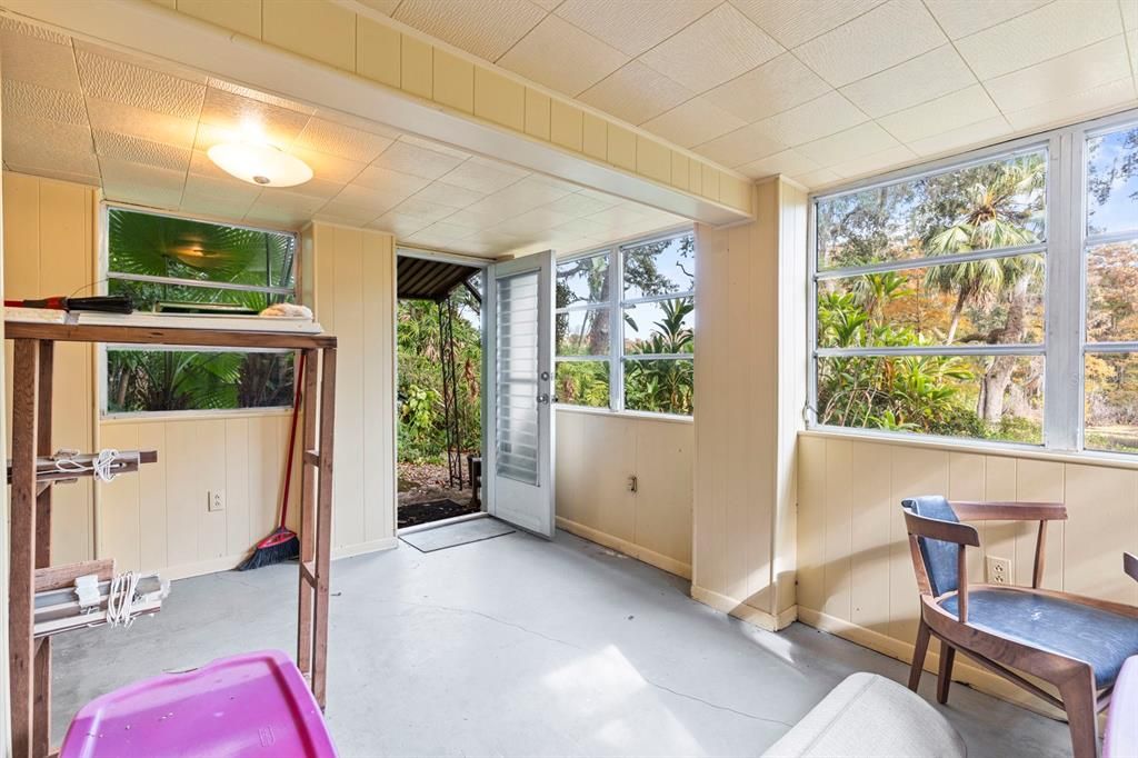 For Sale: $649,900 (4 beds, 2 baths, 1804 Square Feet)