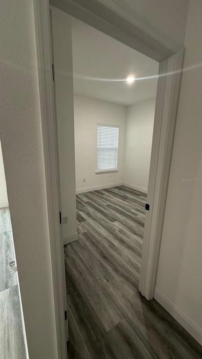 待售: $320,000 (4 贝兹, 2 浴室, 1622 平方英尺)