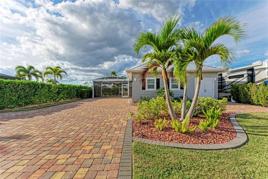 待售: $447,900 (1 贝兹, 1 浴室, 1000 平方英尺)