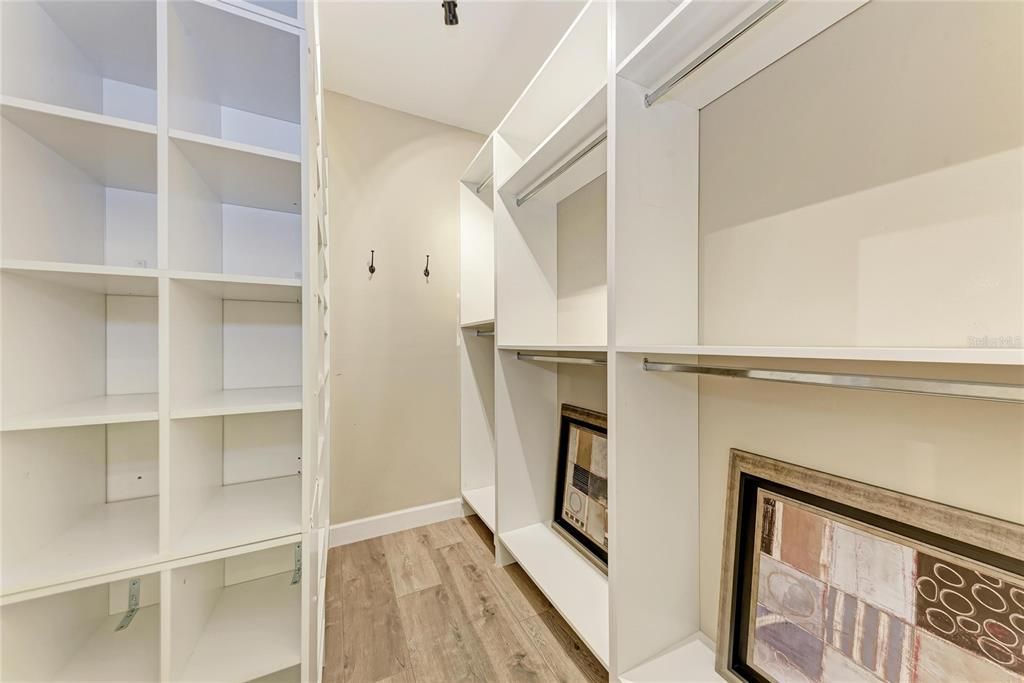 待售: $447,900 (1 贝兹, 1 浴室, 1000 平方英尺)