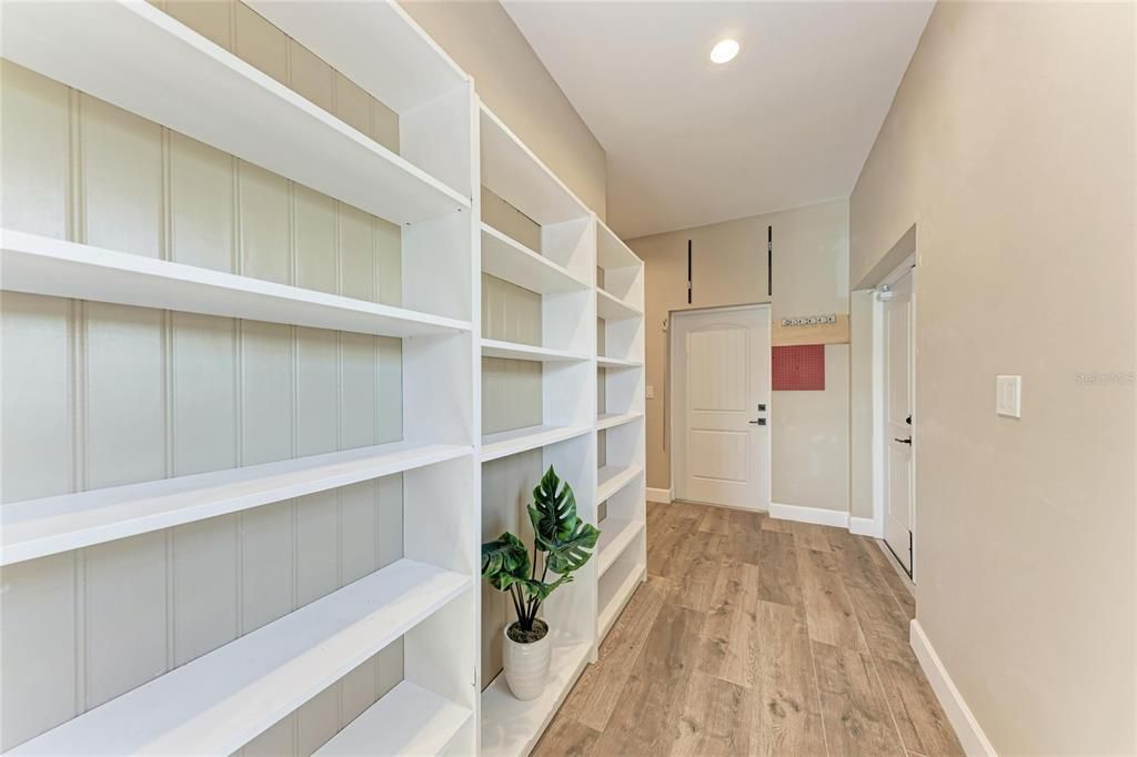 待售: $447,900 (1 贝兹, 1 浴室, 1000 平方英尺)