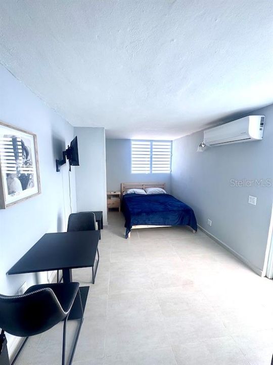 待售: $280,000 (4 贝兹, 3 浴室, 1700 平方英尺)