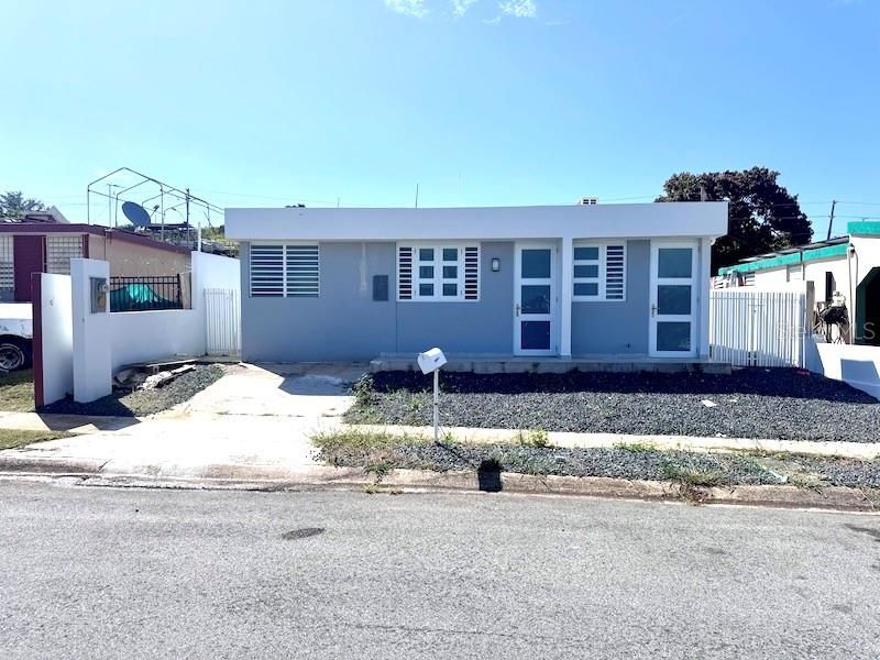 待售: $280,000 (4 贝兹, 3 浴室, 1700 平方英尺)