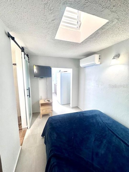 待售: $280,000 (4 贝兹, 3 浴室, 1700 平方英尺)