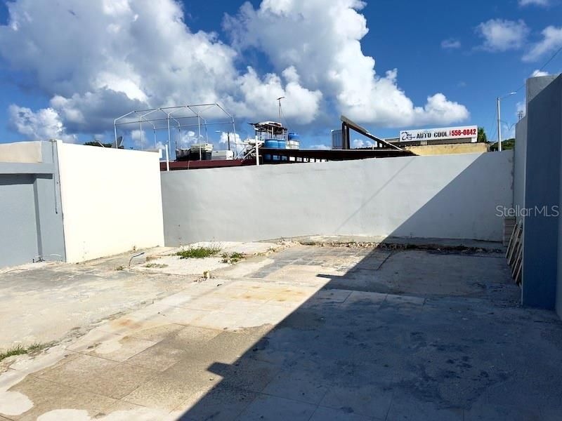 待售: $280,000 (4 贝兹, 3 浴室, 1700 平方英尺)