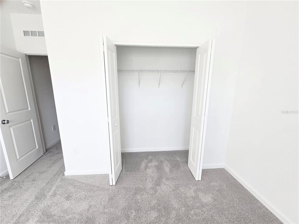 出租: $2,500 (4 贝兹, 2 浴室, 2000 平方英尺)