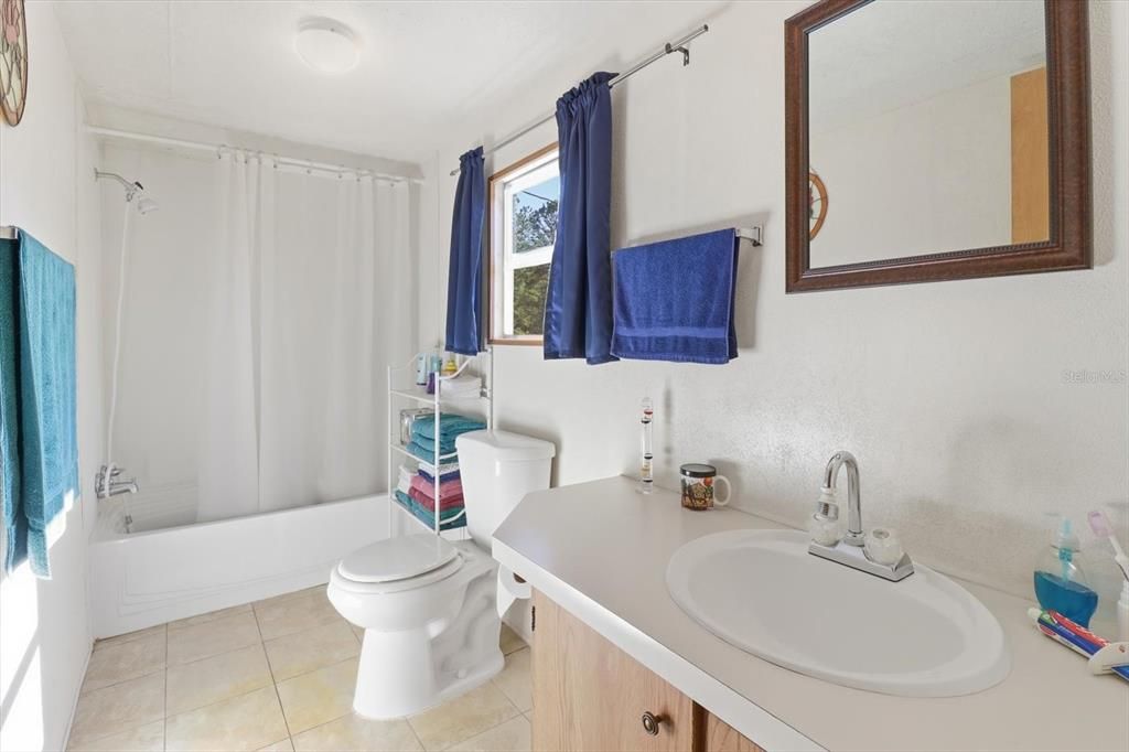 For Sale: $159,000 (3 beds, 2 baths, 960 Square Feet)