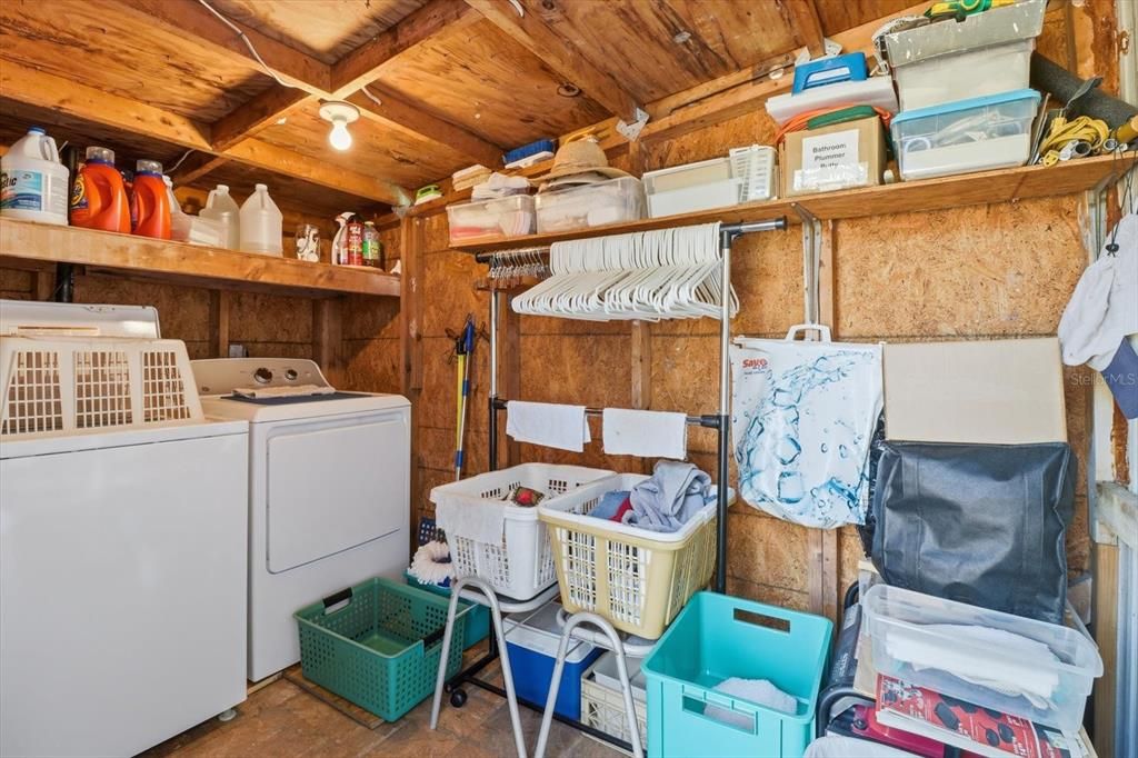 For Sale: $159,000 (3 beds, 2 baths, 960 Square Feet)