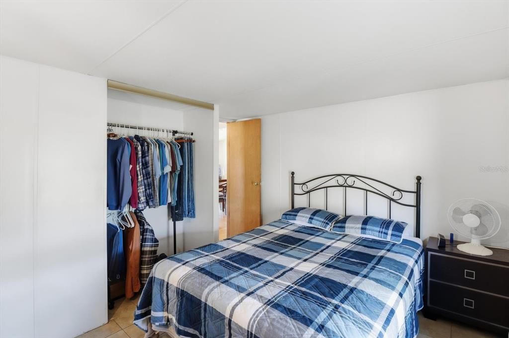 For Sale: $159,000 (3 beds, 2 baths, 960 Square Feet)