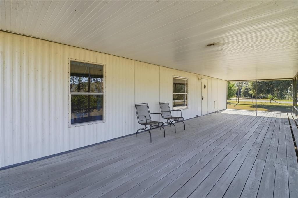 For Sale: $159,000 (3 beds, 2 baths, 960 Square Feet)