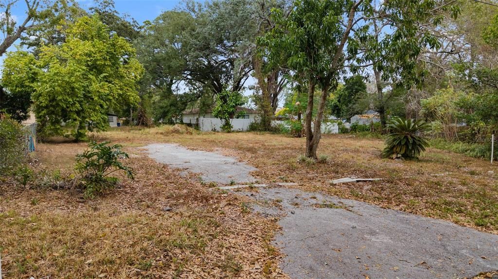 待售: $155,000 (0.21 acres)