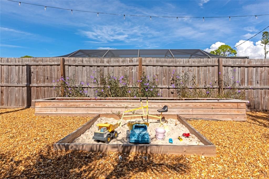 待售: $374,900 (3 贝兹, 1 浴室, 1136 平方英尺)