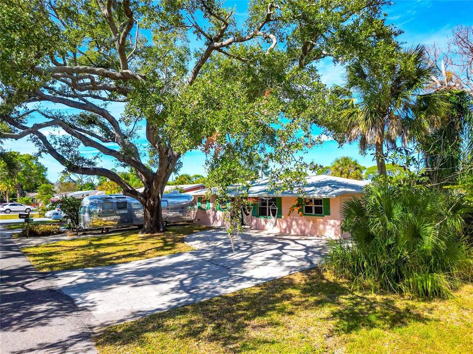 待售: $374,900 (3 贝兹, 1 浴室, 1136 平方英尺)