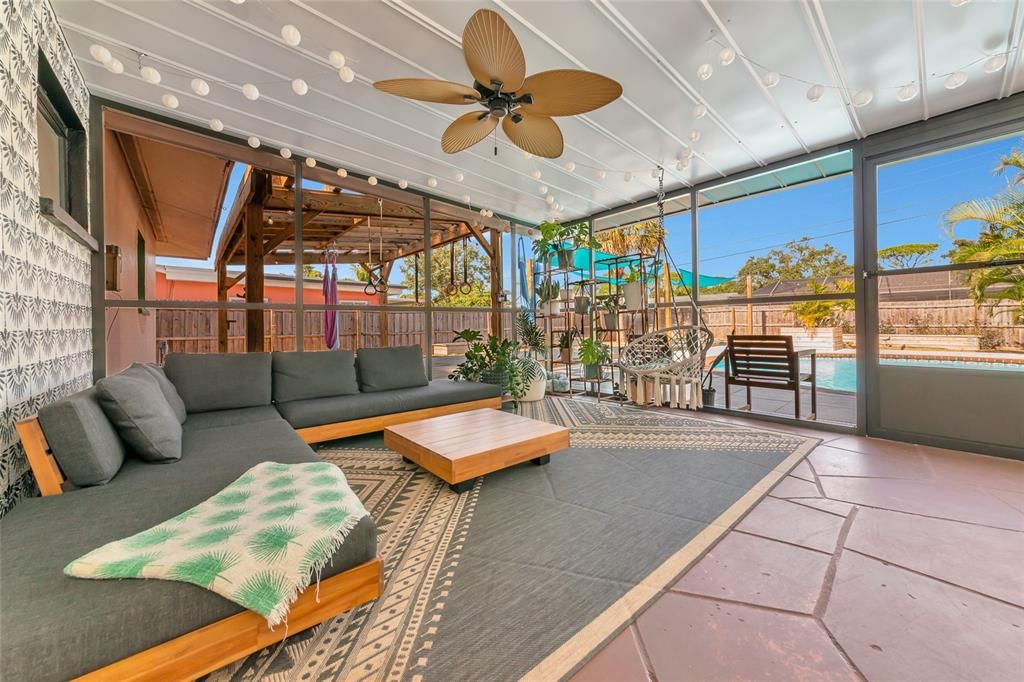 待售: $374,900 (3 贝兹, 1 浴室, 1136 平方英尺)