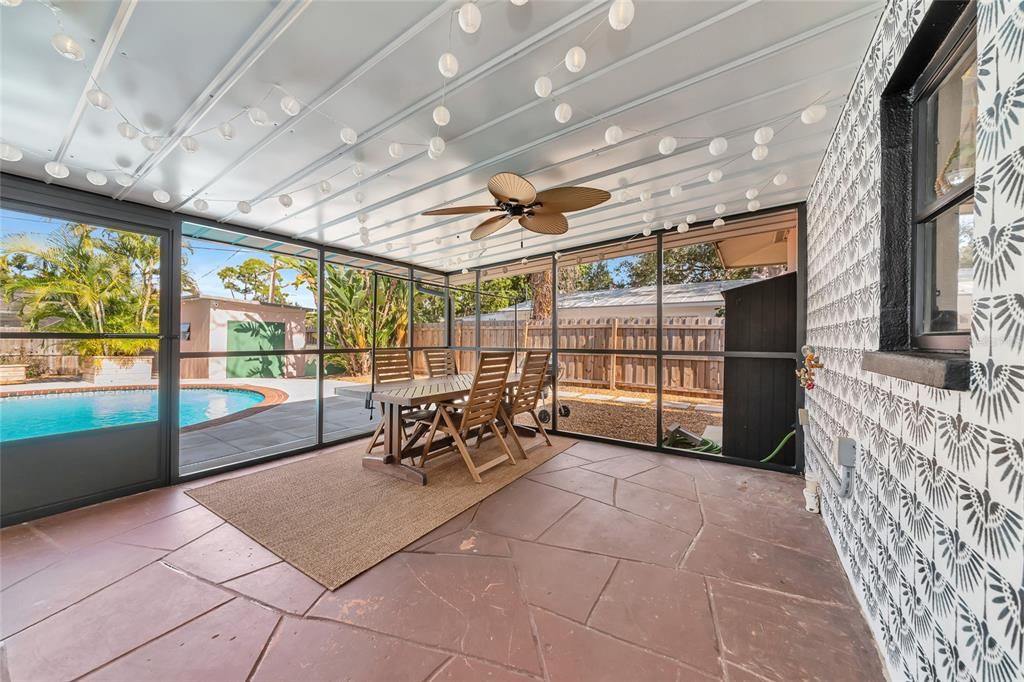 待售: $374,900 (3 贝兹, 1 浴室, 1136 平方英尺)