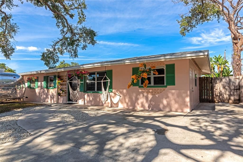 待售: $374,900 (3 贝兹, 1 浴室, 1136 平方英尺)