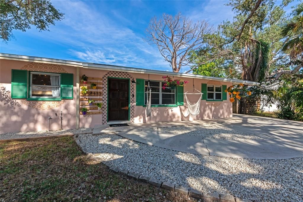 待售: $374,900 (3 贝兹, 1 浴室, 1136 平方英尺)