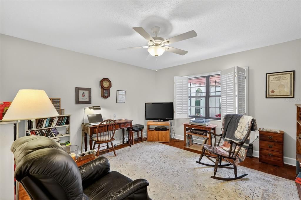 For Sale: $625,000 (3 beds, 2 baths, 2036 Square Feet)