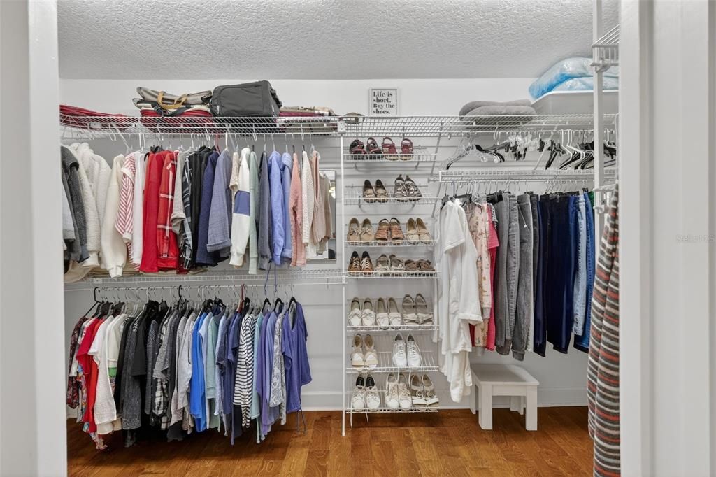 For Sale: $625,000 (3 beds, 2 baths, 2036 Square Feet)