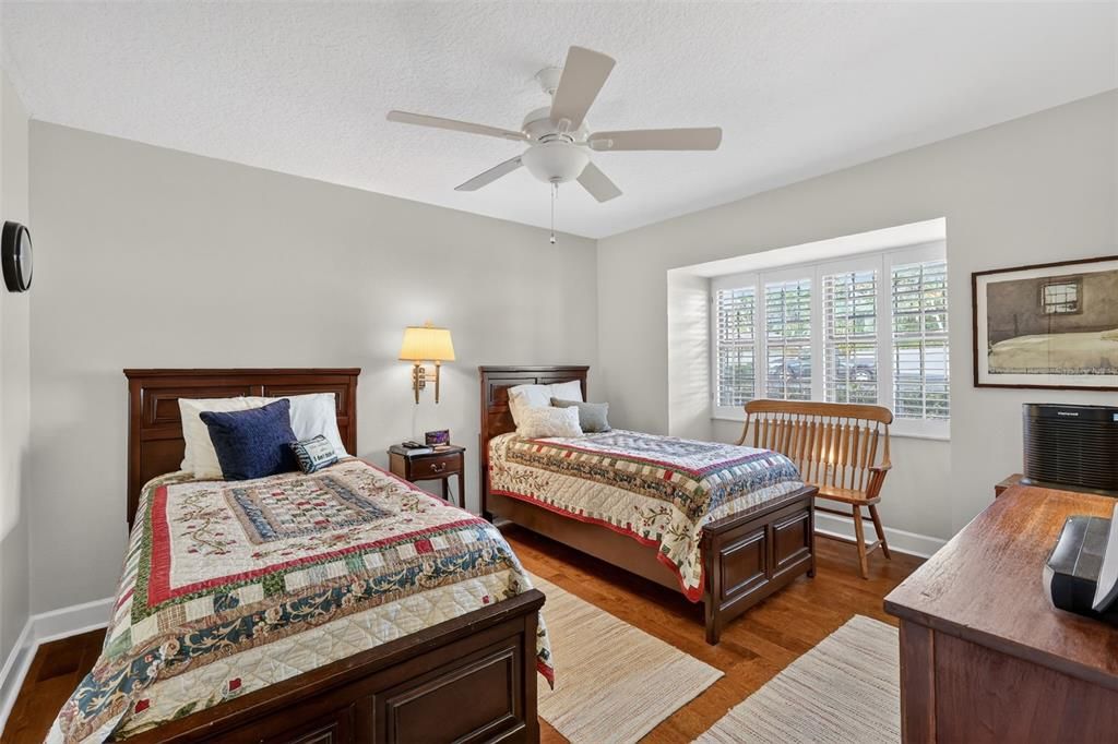 For Sale: $625,000 (3 beds, 2 baths, 2036 Square Feet)