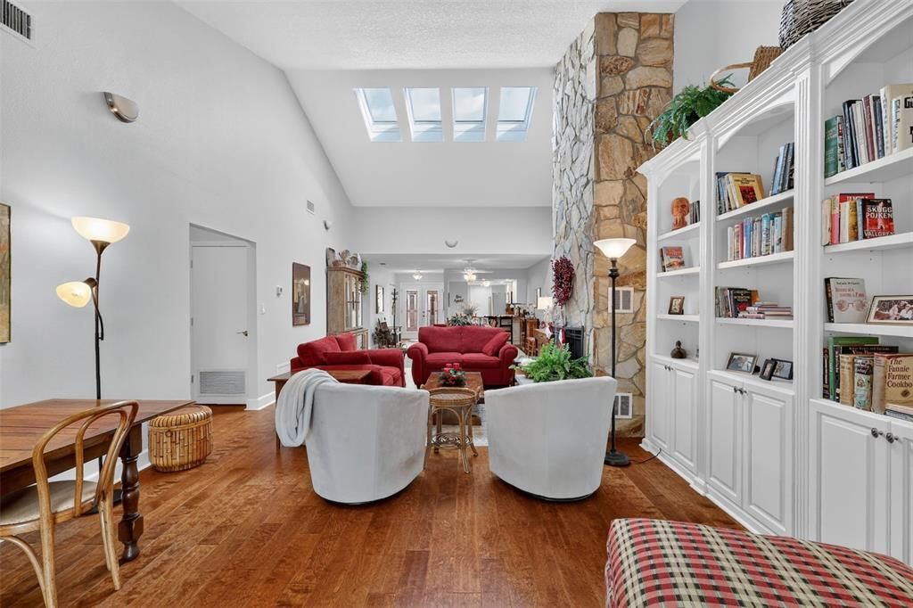 For Sale: $625,000 (3 beds, 2 baths, 2036 Square Feet)