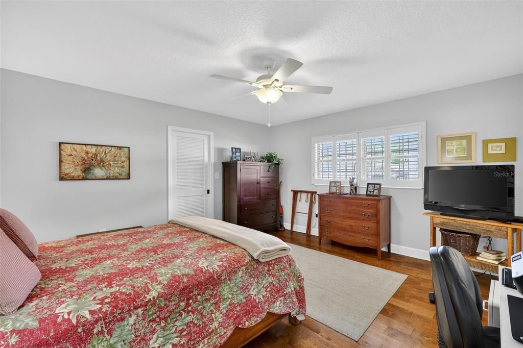 For Sale: $625,000 (3 beds, 2 baths, 2036 Square Feet)