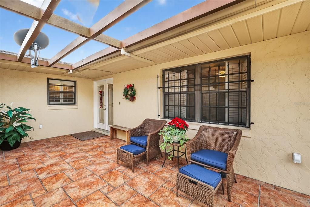 For Sale: $625,000 (3 beds, 2 baths, 2036 Square Feet)