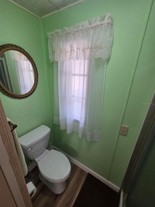 For Sale: $85,000 (3 beds, 2 baths, 900 Square Feet)