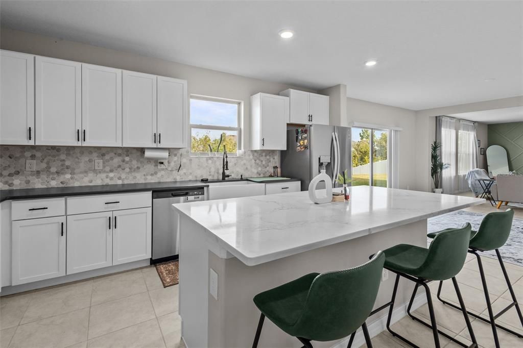 For Sale: $495,000 (4 beds, 2 baths, 3078 Square Feet)