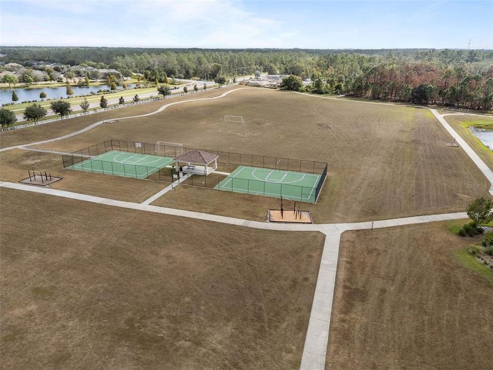 For Sale: $495,000 (4 beds, 2 baths, 3078 Square Feet)