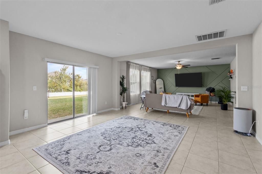 For Sale: $495,000 (4 beds, 2 baths, 3078 Square Feet)