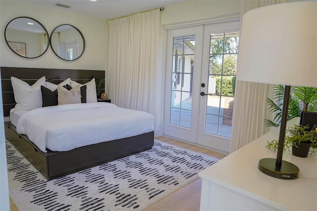 For Sale: $1,250,000 (6 beds, 4 baths, 3500 Square Feet)