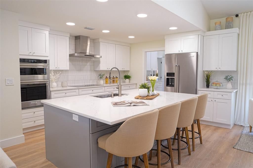 For Sale: $1,250,000 (6 beds, 4 baths, 3500 Square Feet)