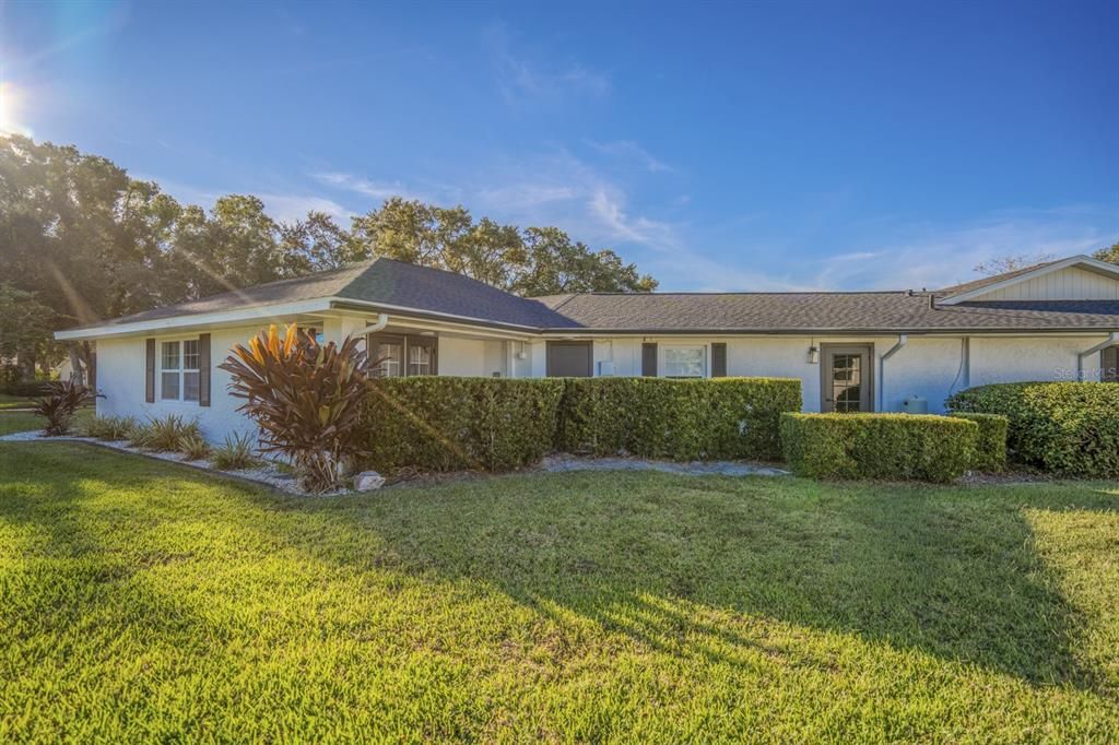 For Sale: $1,250,000 (6 beds, 4 baths, 3500 Square Feet)