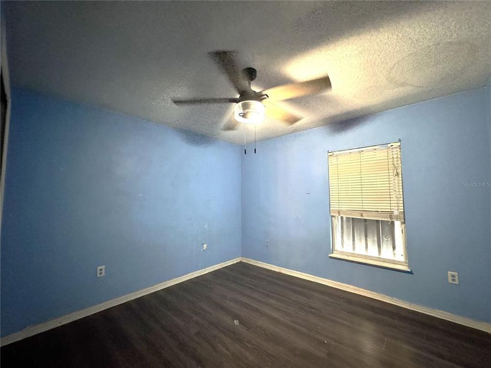 待售: $139,900 (3 贝兹, 2 浴室, 2248 平方英尺)