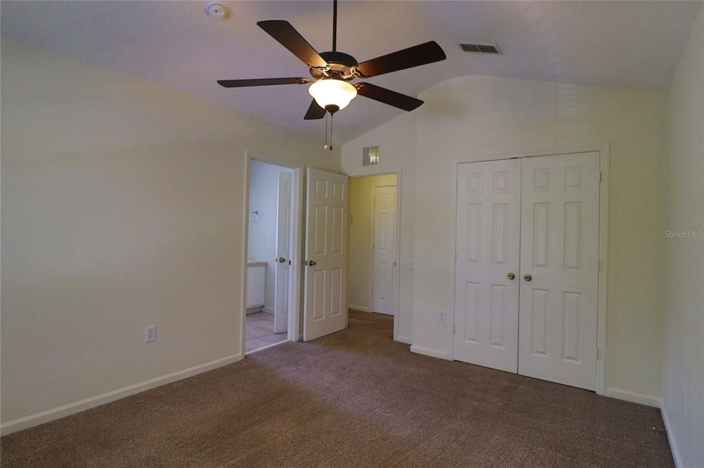 For Rent: $2,000 (3 beds, 2 baths, 1628 Square Feet)