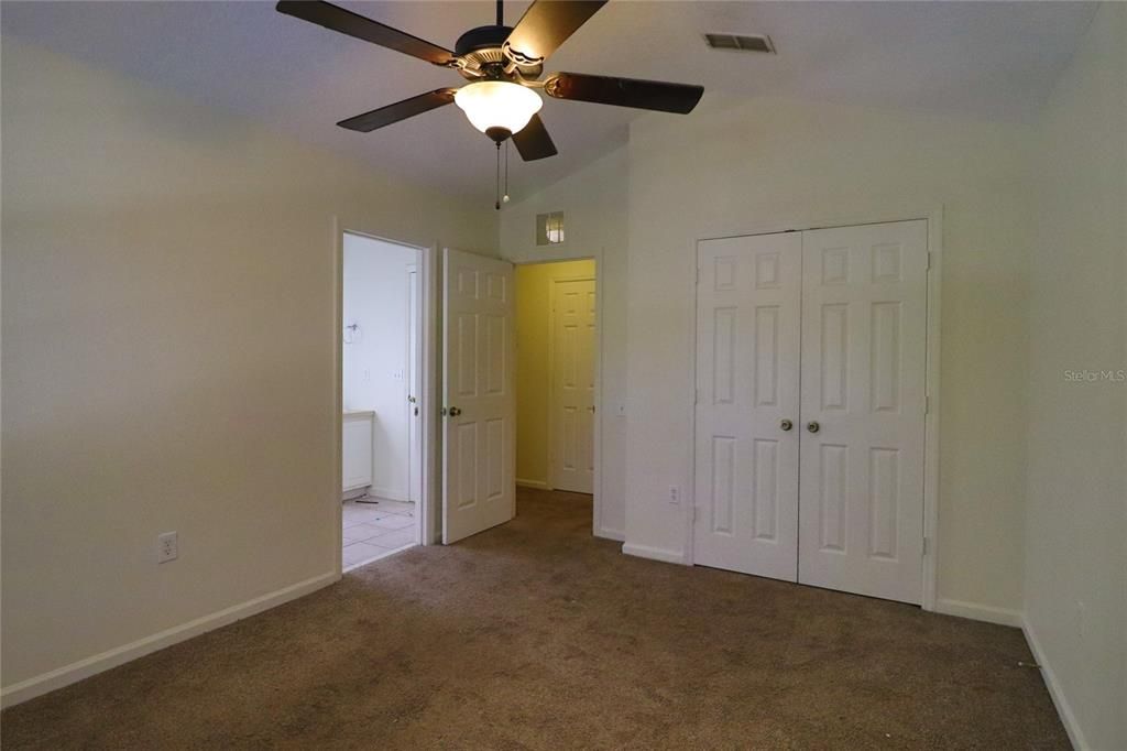 For Rent: $2,000 (3 beds, 2 baths, 1628 Square Feet)