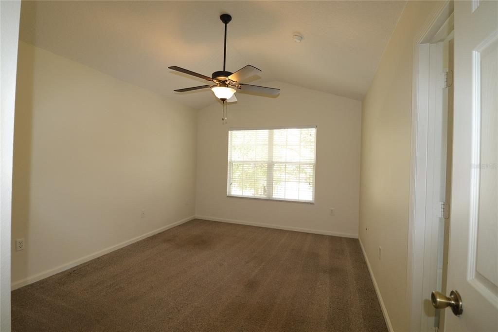 For Rent: $2,000 (3 beds, 2 baths, 1628 Square Feet)