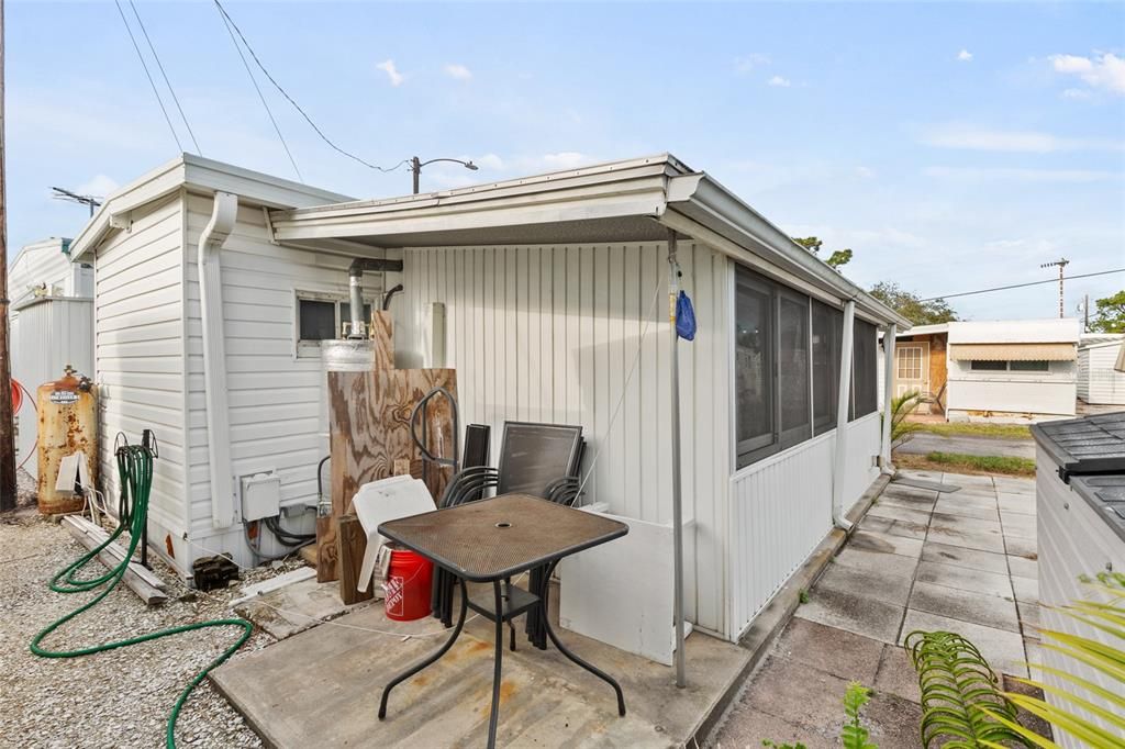 На продажу: $80,000 (1 спален, 1 ванн, 363 Квадратных фут)