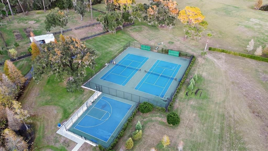 En Venta: $4,200,000 (5 camas, 4 baños, 8334 Pies cuadrados)