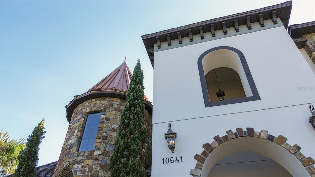 En Venta: $4,200,000 (5 camas, 4 baños, 8334 Pies cuadrados)